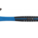 Carpenter’s hammer with fibreglass handle